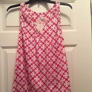 NEW RIGHT IN TWO HIGH/LOW SLEEVELESS TOP SMALL